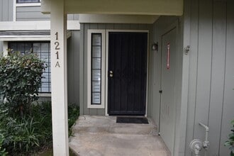 4727 E Alamos Ave in Fresno, CA - Building Photo - Building Photo