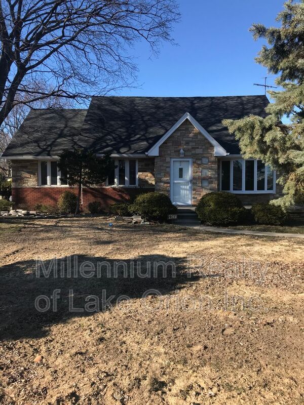 property at 22031 Lester St