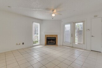 9825 Walnut St in Dallas, TX - Building Photo - Building Photo