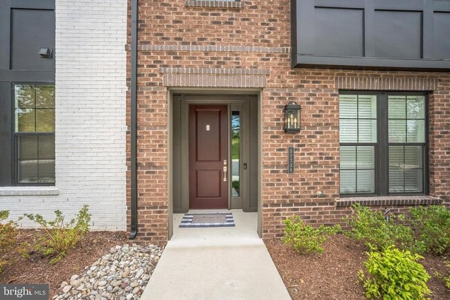 22226 Philanthropic Dr in Ashburn, VA - Building Photo - Building Photo