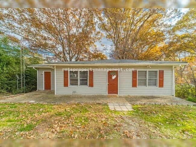 property at 1202 GA-124