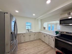 4241 Starlite Ln in Corpus Christi, TX - Foto de edificio - Building Photo