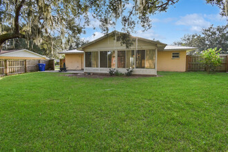 406 Nervia Ct in St. Augustine, FL - Foto de edificio - Building Photo