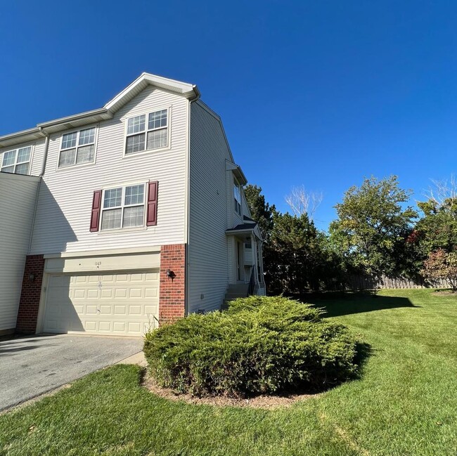 1169 Shorewood Ct in Glendale Heights, IL - Building Photo - Building Photo