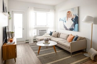 The Parkway in Saskatoon, SK - Building Photo