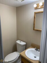 8431 Moultrie Dr in Jonesboro, GA - Building Photo - Building Photo