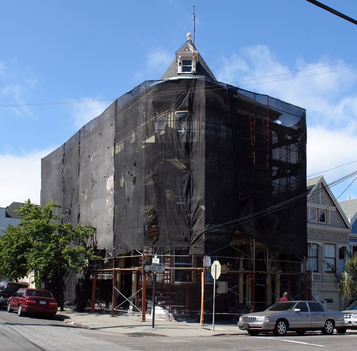 900 York St in San Francisco, CA - Building Photo