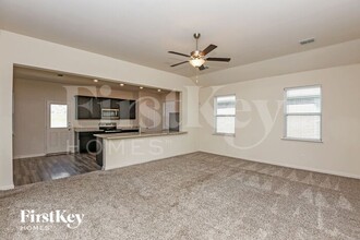 173 Banjo Trl in Newark, TX - Building Photo - Building Photo