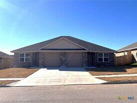 1614 Risen Star Ln, Unit B in Copperas Cove, TX - Building Photo