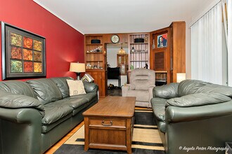 8713 Memory Trail in Wonder Lake, IL - Building Photo - Building Photo
