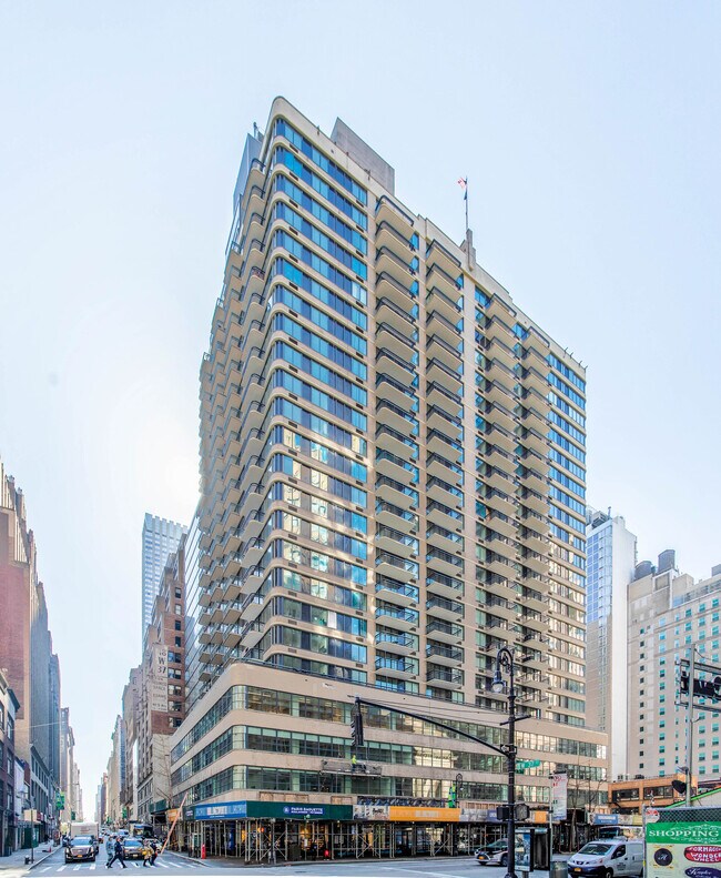 Hollingsworth in New York, NY - Building Photo - Building Photo