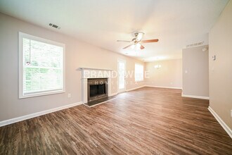 5029 Wolfcreek Hl in College Park, GA - Building Photo - Building Photo