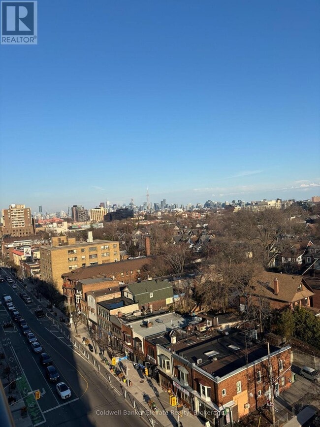 1660 Bloor St W in Toronto, ON - Building Photo - Building Photo