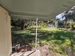 2584 Seneca Ave in Fort Pierce, FL - Building Photo - Building Photo