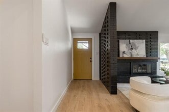 3320 High Lark Dr in Dallas, TX - Building Photo - Building Photo