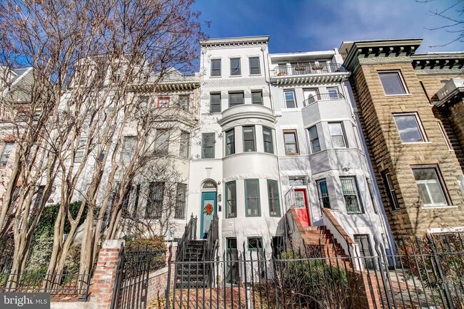 1443 Girard St NW, Unit 4 in Washington, DC - Building Photo - Building Photo