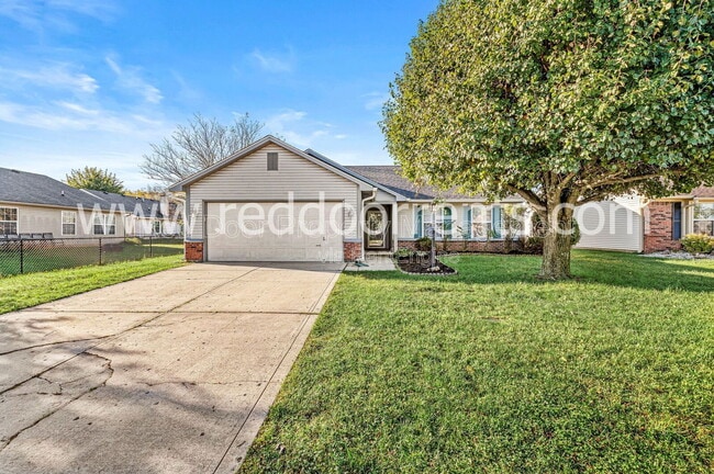 6421 Longhorn Ct in Indianapolis, IN - Building Photo - Building Photo