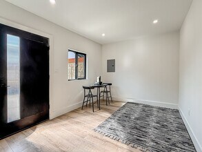 7532 Gaviota Ave in Los Angeles, CA - Building Photo - Building Photo