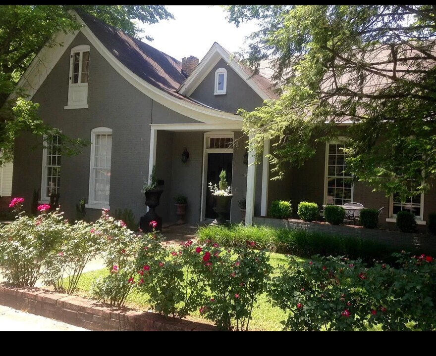 608 Greenwood Ave, Unit 1 in Clarksville, TN - Foto de edificio