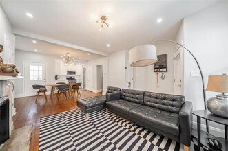 271 3rd St in Jersey City, NJ - Building Photo - Building Photo