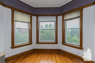 1210 W Addison St in Chicago, IL - Building Photo - Building Photo