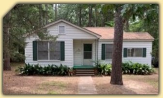 404 Vivion St in Lufkin, TX - Building Photo