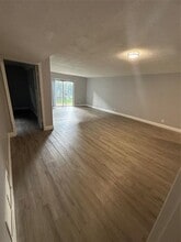 1740 NW 60th Ave in Sunrise, FL - Building Photo - Building Photo
