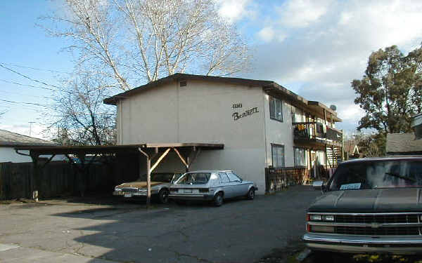 810 Bennett Valley Rd in Santa Rosa, CA - Building Photo