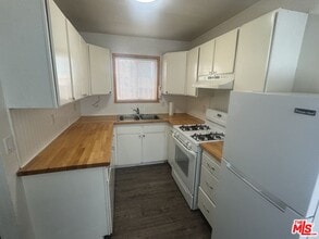 1029 W Fairway Blvd in Big Bear, CA - Building Photo - Building Photo