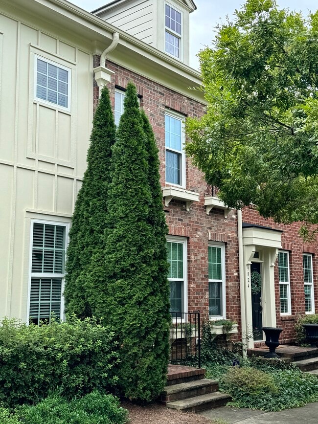 9828 Longstone Ln in Charlotte, NC - Foto de edificio - Building Photo