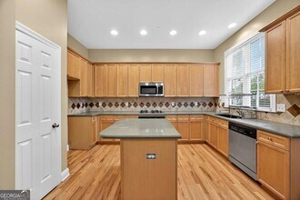 1222 Creekside Pl SE in Smyrna, GA - Building Photo - Building Photo