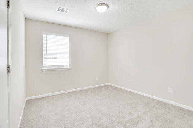 5576 Pennybrook Ct in Stone Mountain, GA - Building Photo - Building Photo