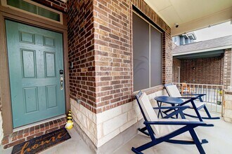 614 Puerta del Sol Dr in Laredo, TX - Building Photo - Building Photo