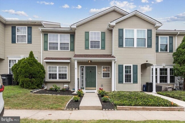 property at 105 Pin Oak Ct