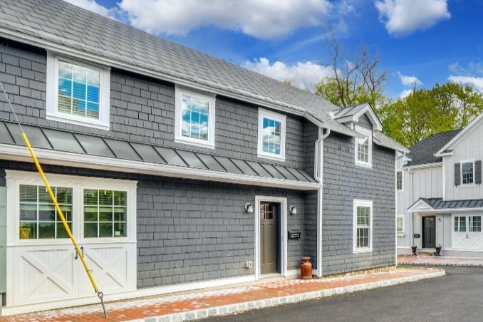 6 E Main St in Mendham, NJ - Building Photo