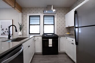 2855 Sharon St in Dallas, TX - Building Photo - Building Photo