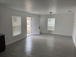 2917 E 22nd Ave. in Tampa, FL - Building Photo - Building Photo