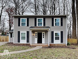 6301 Ivory Palm Dr in Charlotte, NC - Building Photo