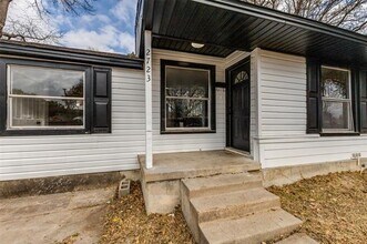 2723 Gus Thomasson Rd in Dallas, TX - Building Photo - Building Photo