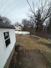 51 Edgeworth St in Worcester, MA - Building Photo - Building Photo