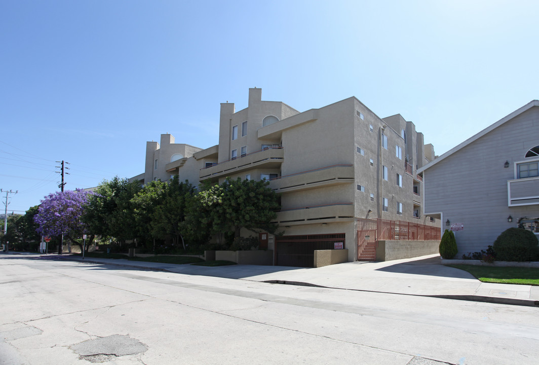 NOHO Square Apartments in North Hollywood, CA - Foto de edificio