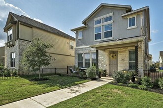 227 McKittrick Ridge St in Dripping Springs, TX - Building Photo - Building Photo