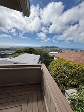 1617 Paula Dr in Honolulu, HI - Building Photo - Building Photo