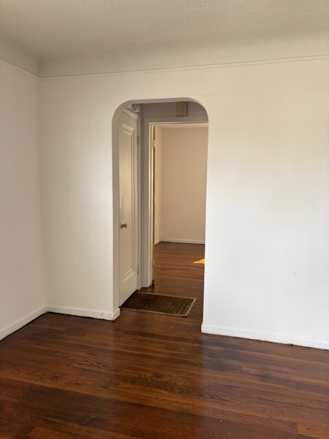 21608 Moross Rd in Grosse Pointe, MI - Building Photo - Building Photo