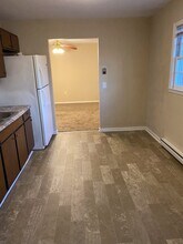 220 Vickery Dr in Central, SC - Building Photo - Building Photo