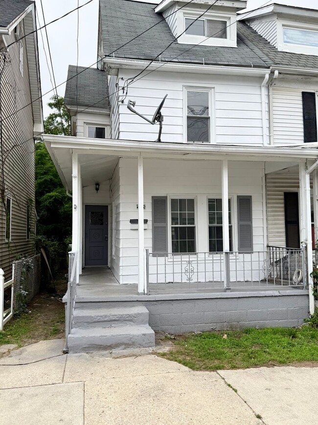 property at 508 Dock St