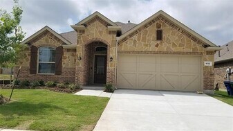 6132 Halton Dr. in Celina, TX - Building Photo