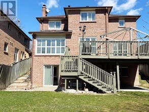 18 Huntington Park Dr in Markham, ON - Building Photo - Building Photo