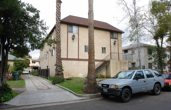 1519 E Maple St in Glendale, CA - Building Photo - Building Photo