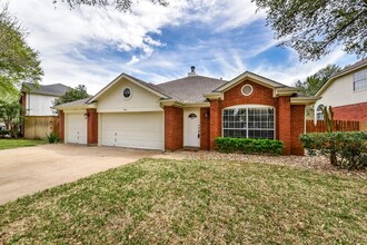 8401 Caledonia Dr in Austin, TX - Building Photo - Building Photo